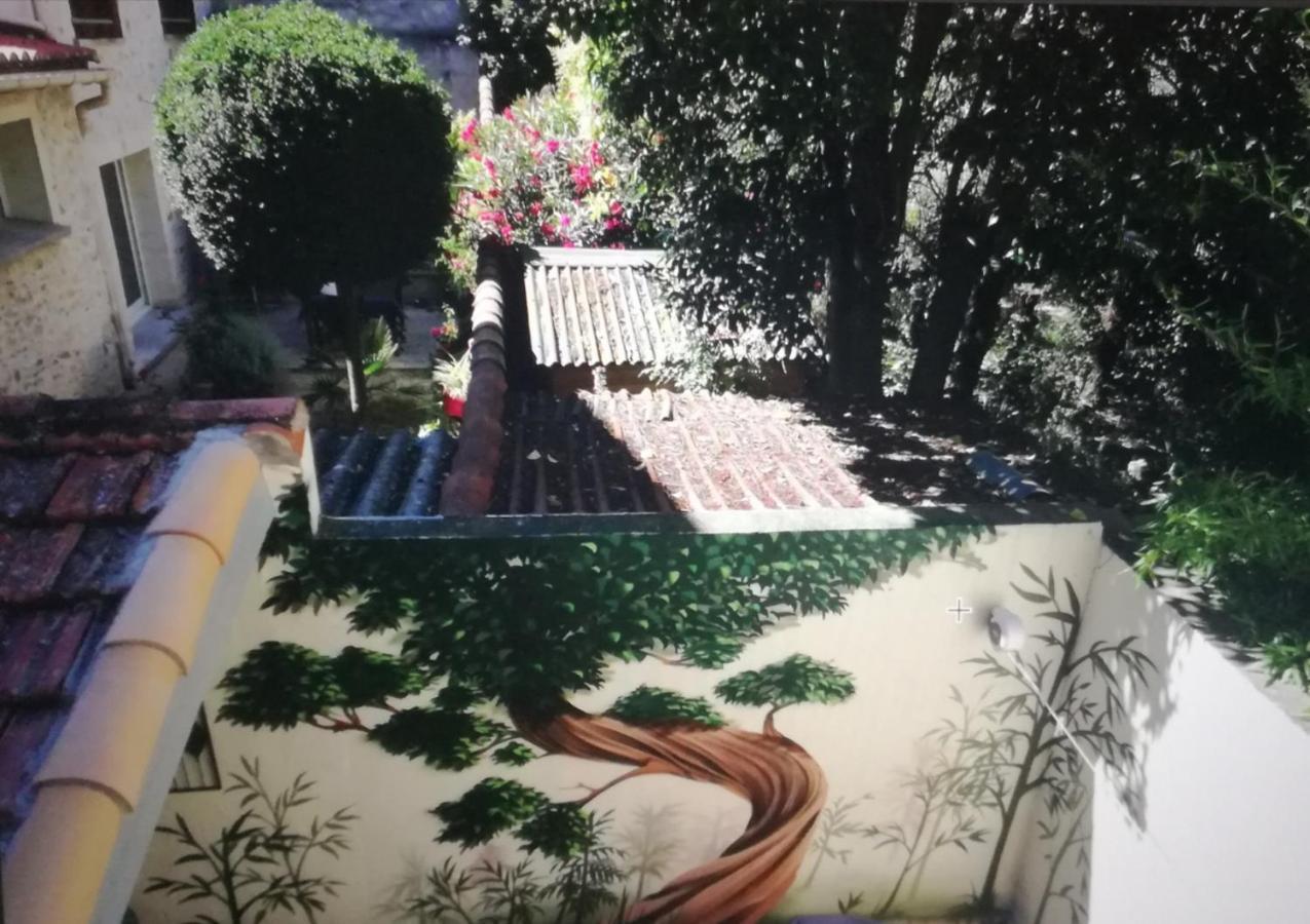 Suite Oisivete Avec Terrasse Vue Sur Patio Et Clim 몽펠리에 외부 사진